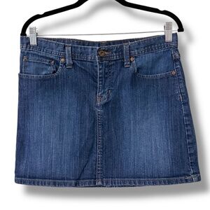 GAP jeans stretch denim mini skirt size 8 fleur de lis back pockets